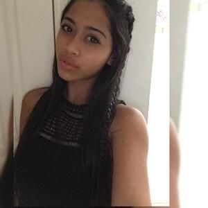 Meet your Posher, Angelica